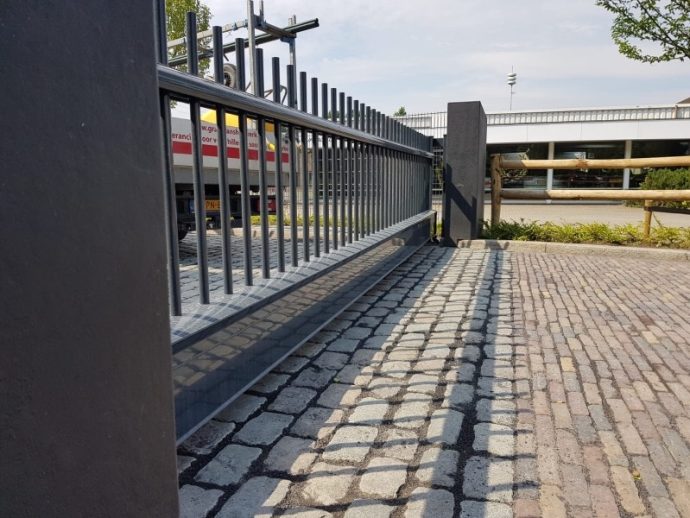 schuifpoort, hekwerk, eco liner , vrijdragende schuifpoort